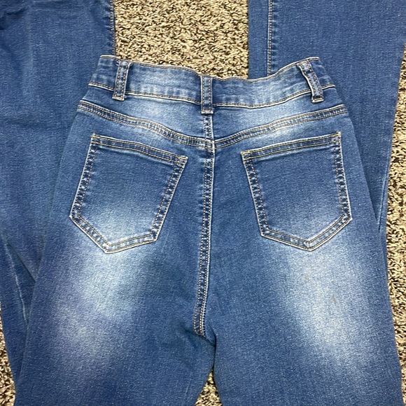 highwaisted bellbottoms - Picture 4 of 4